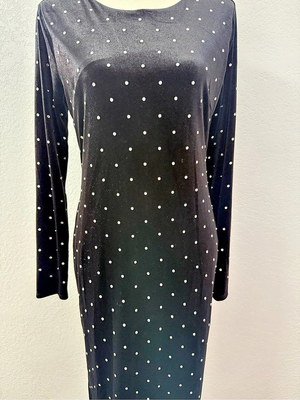 Jennifer Lopez M Black Velvet Rhinestone Sheath Midi Dress Lined Stretch - Picture 5 of 16
